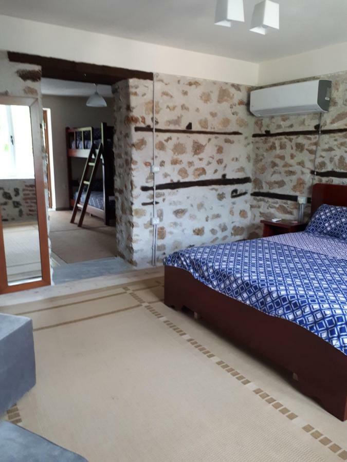 Bona'S Home Tushemisht Εξωτερικό φωτογραφία